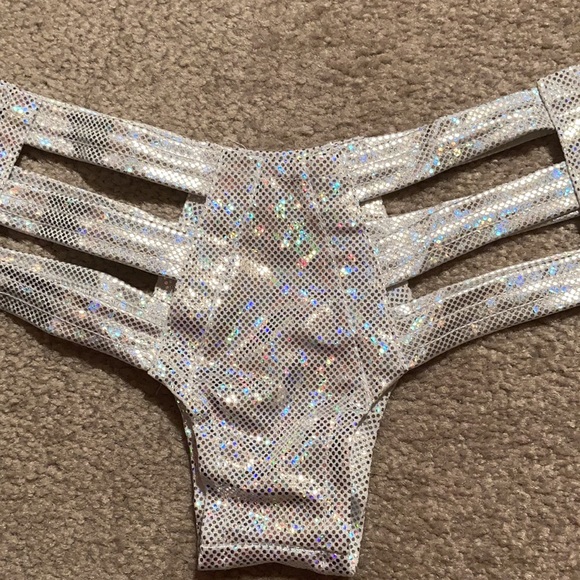 Gorgeous sparkly holographic cheeky bottoms - Picture 2 of 3